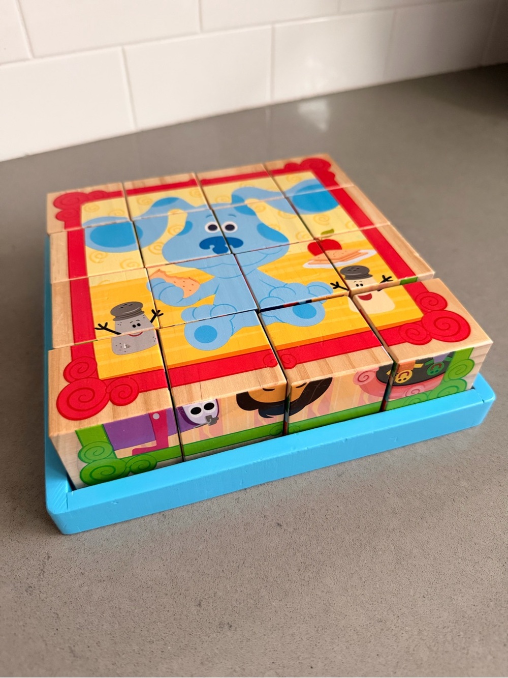 Melissa & Doug Blue and Yellow Puppy Wooden Block Puzzle